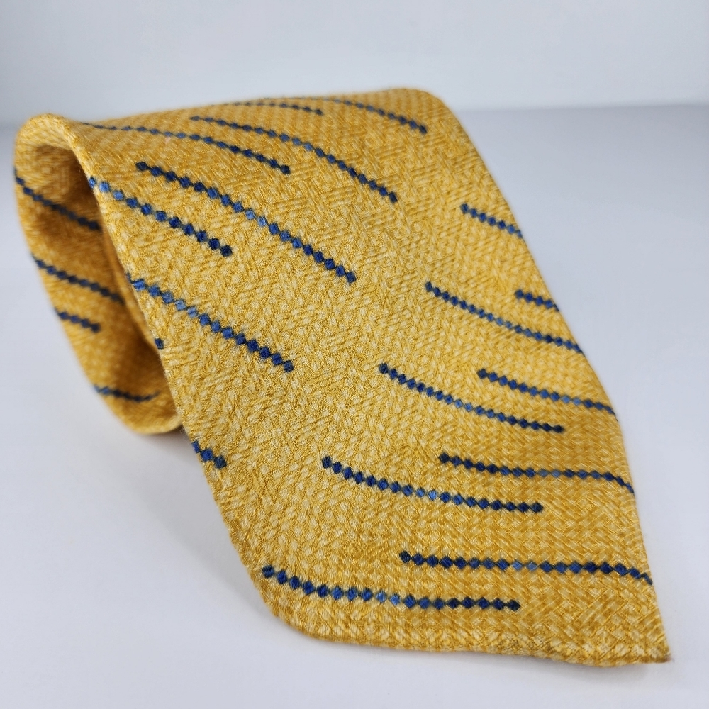 PURITAN Yellow Silk Tie.